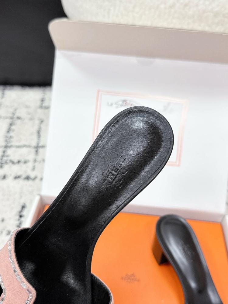 هيلز انيق من Hermes