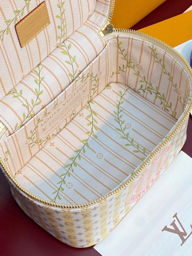 Lv Nice مقاس 20 cm