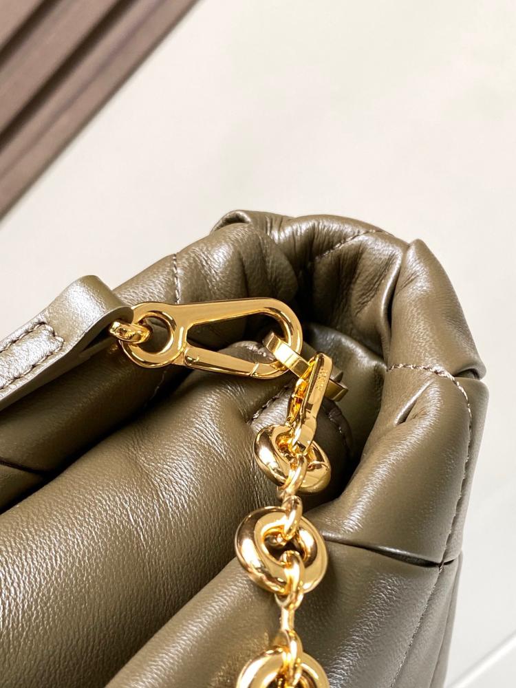 شنطة Loewe ماستر 23 cm