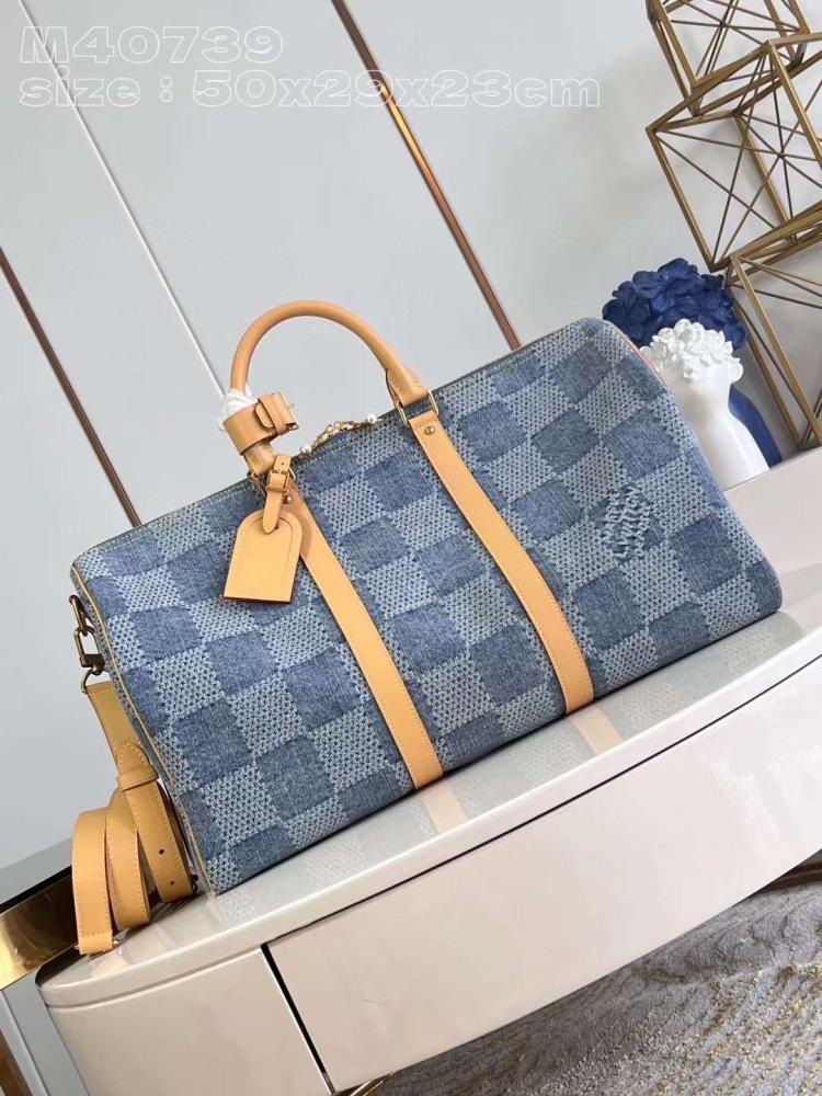 شنطة سفر LV