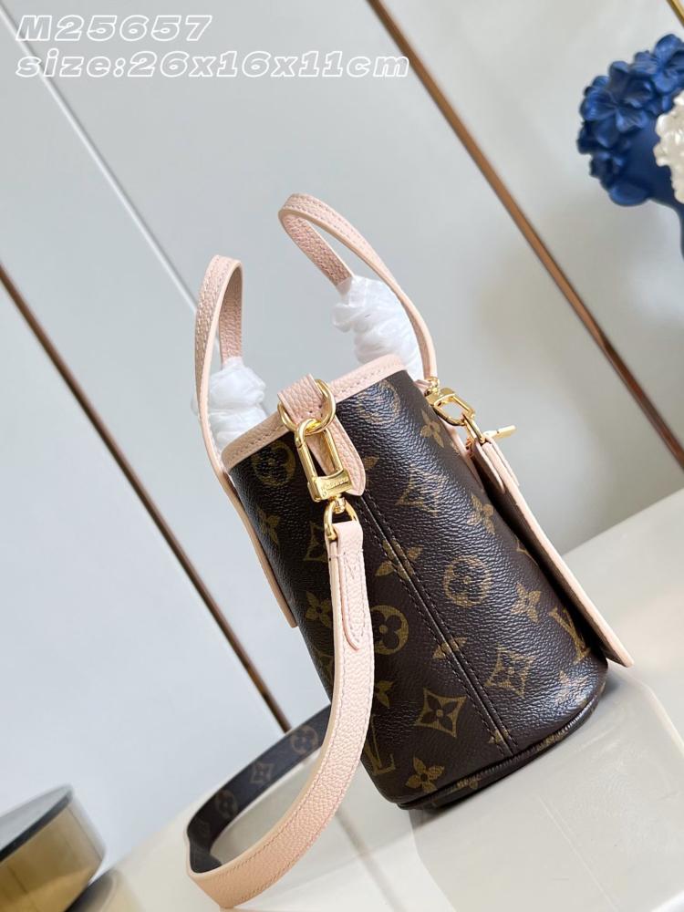 Lv Neverfull Bandoulière Inside Out BB مقاس  26.5 سم