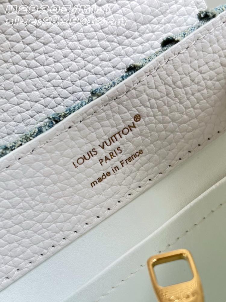 LV Capucines mini مقاس 21 سم