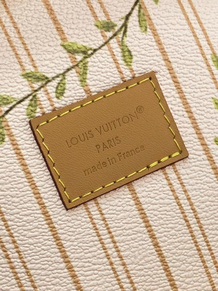 Lv Nice مقاس 20 cm