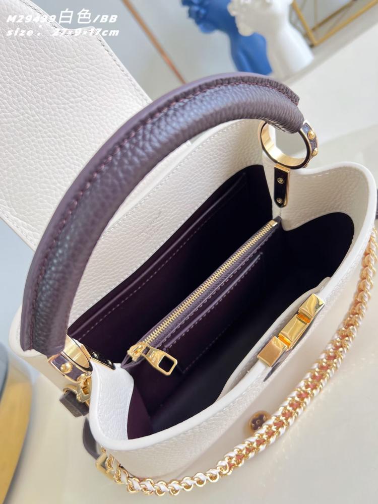 LV Capucines مقاس 27 سم