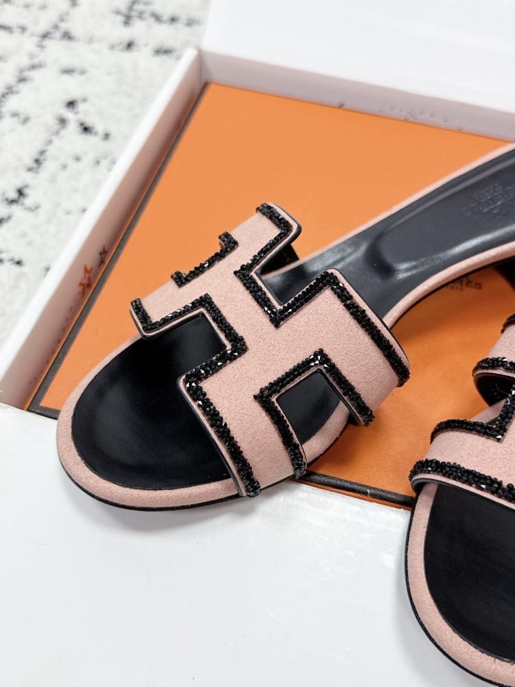 هيلز انيق من Hermes