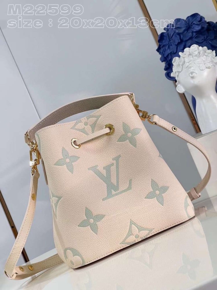 Lv ماستر مقاس 20.سم