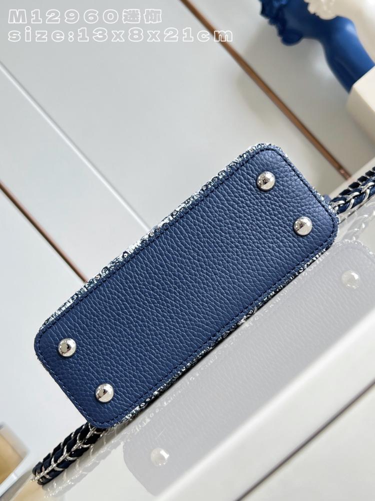 LV Capucines mini مقاس 21 سم
