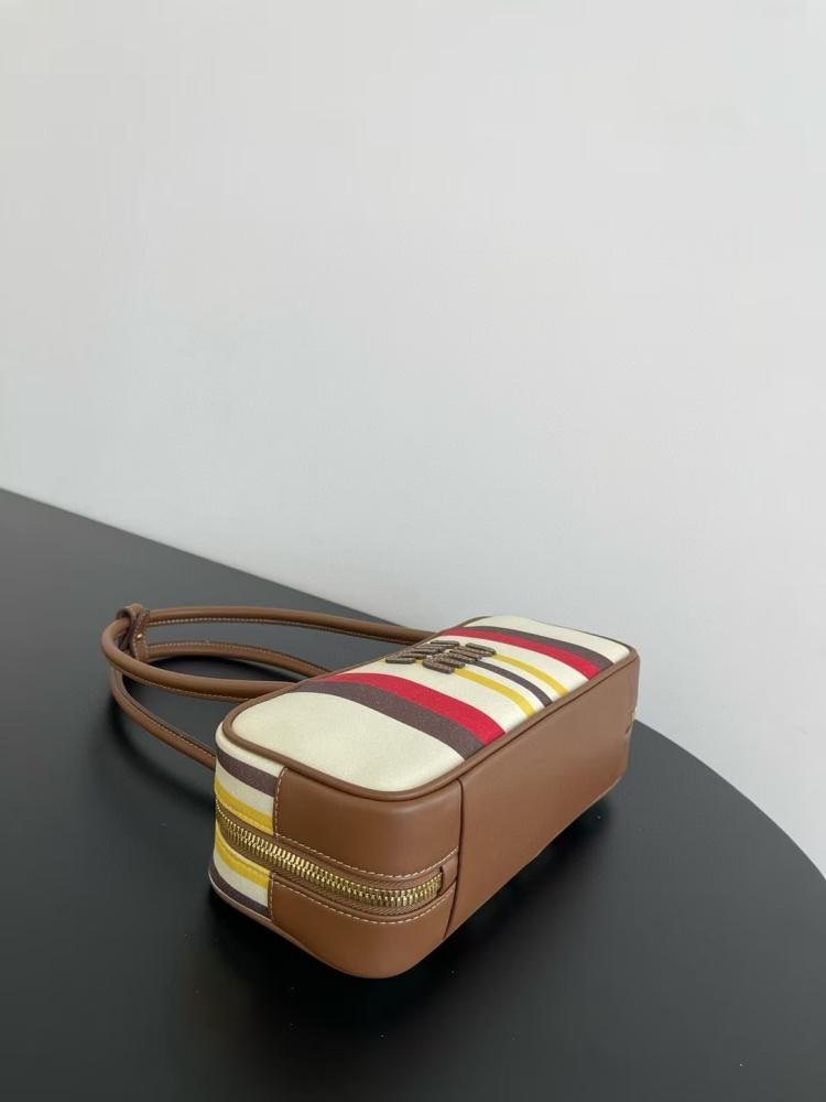 ميوميو مقاس 27 cm