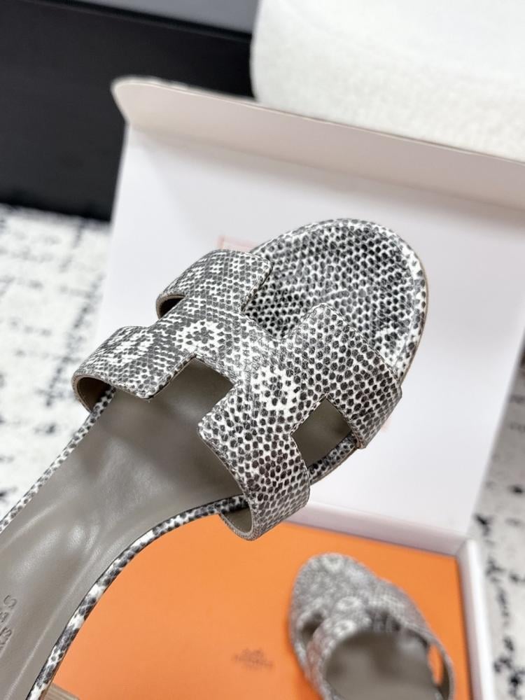 هيلز انيق من Hermes