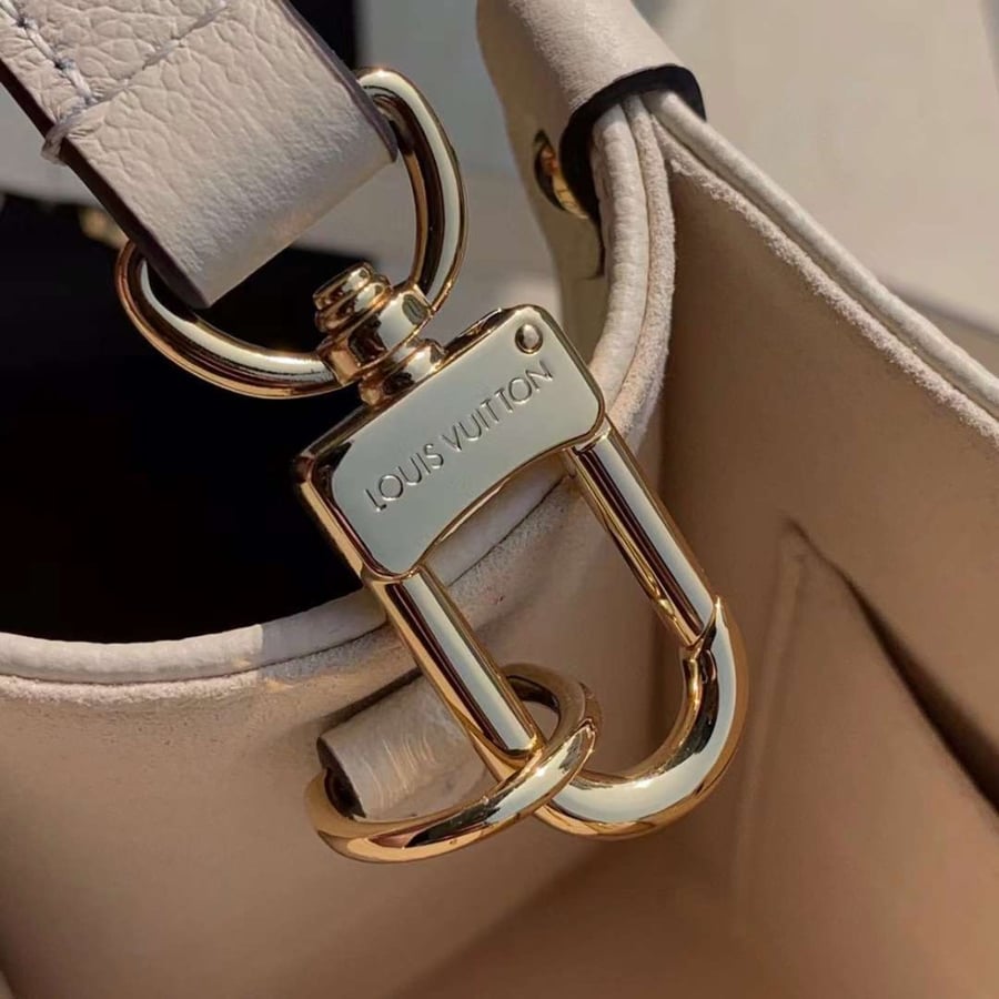 LV Tote ماستر 25 سم