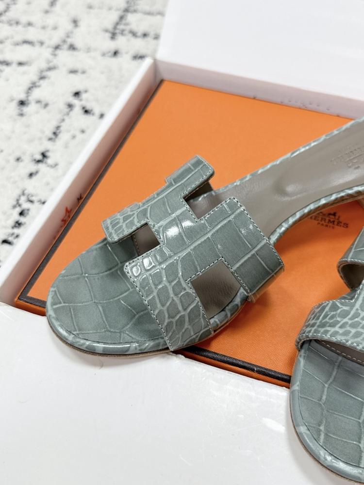 هيلز انيق من Hermes