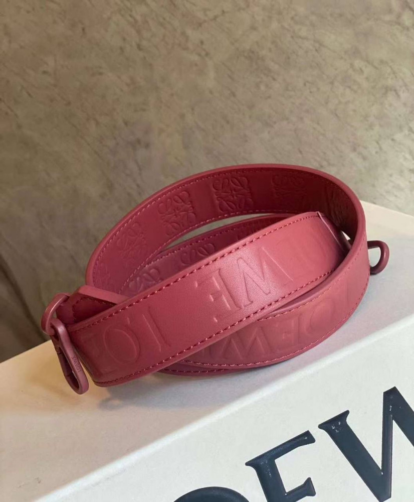 شنطة Loewe ماستر 24 cm
