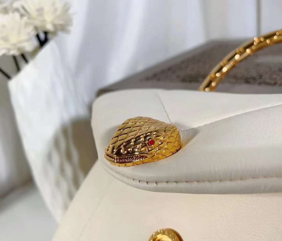 شنطة bvlgari ماستر 20 سم