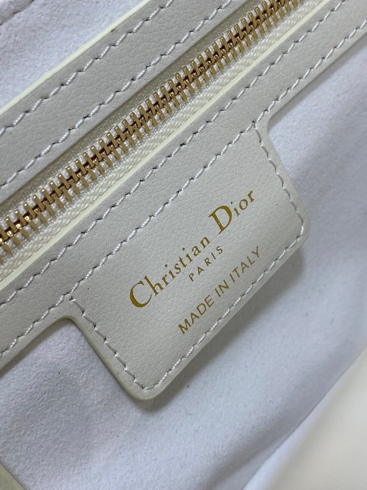 Dior Jolie 22cm