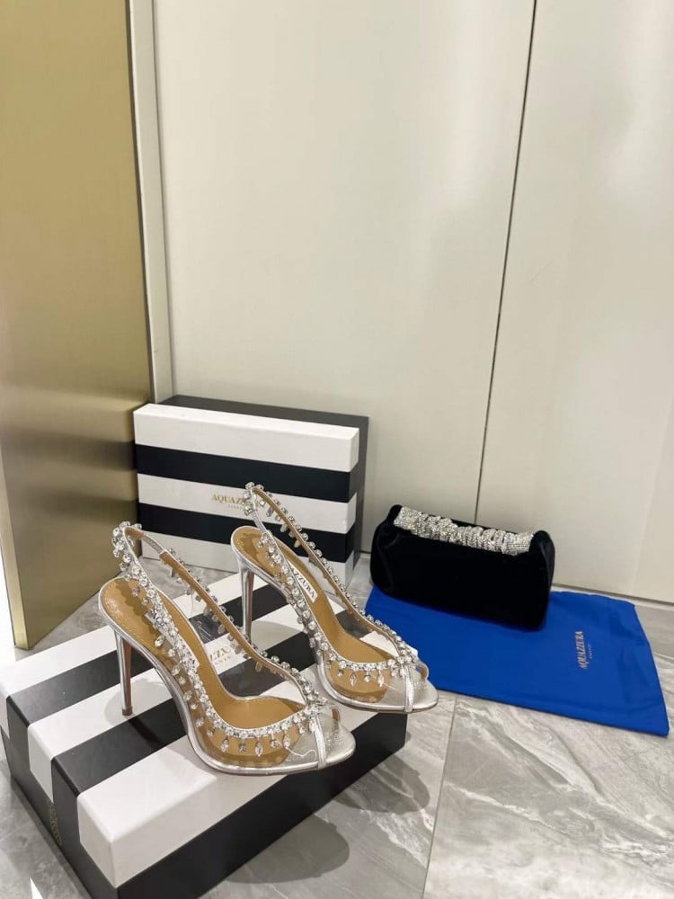 هيلز aquazzura انيق جداً