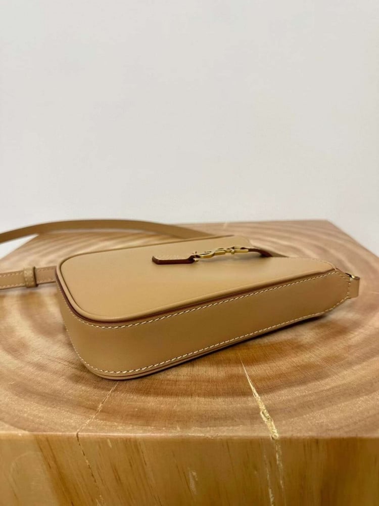 شنطة YSL ماسترلونين20 cm