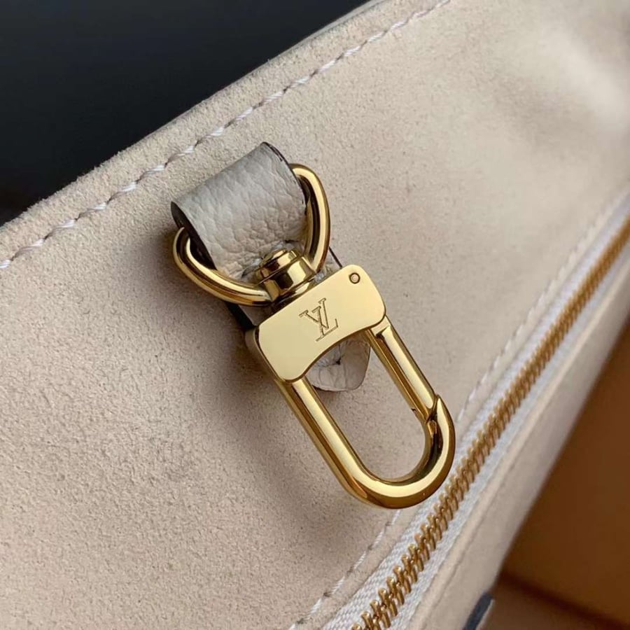 LV Tote ماستر 25 سم