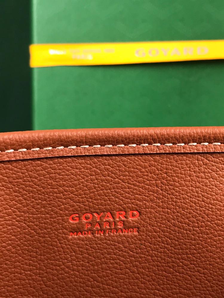 goyard mini مقاس 20 سم تنلبس على الجهتين