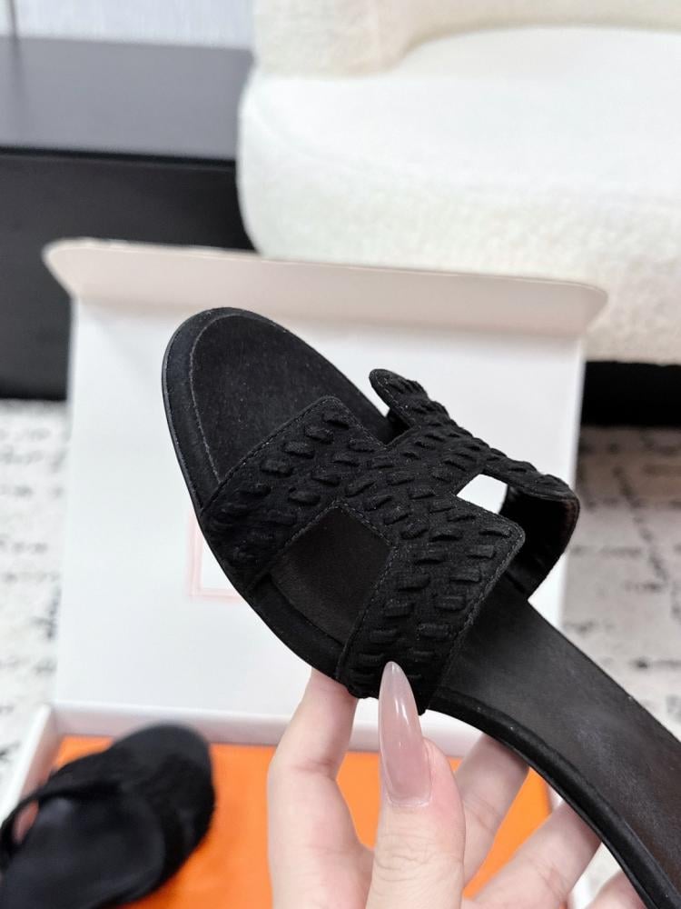 هيلز انيق من Hermes