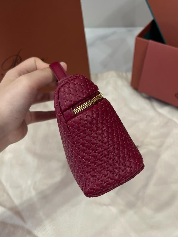 Loro piana Extra pocket L19 مقاس 19 سم