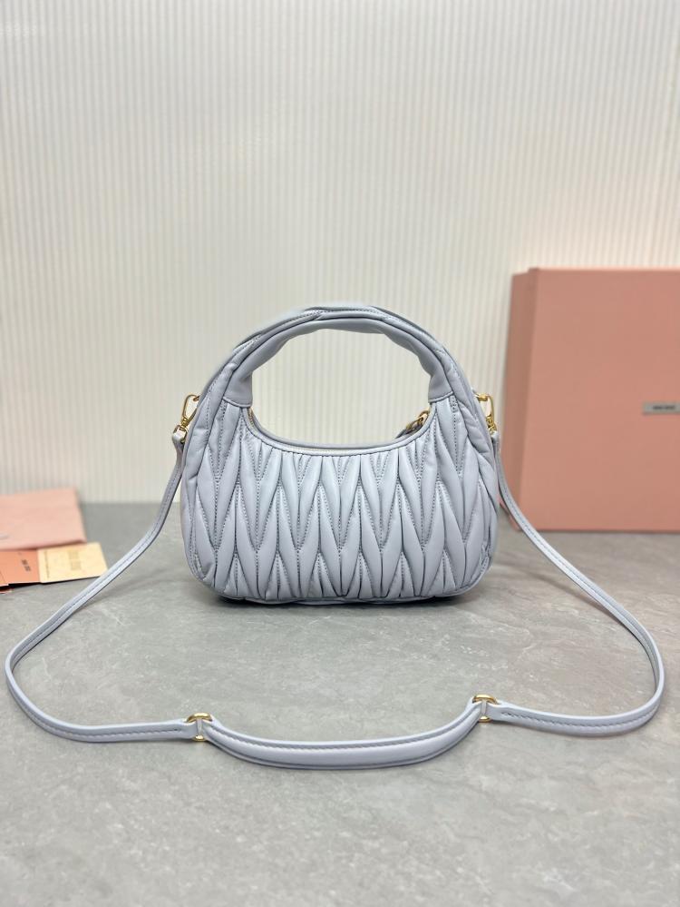 ميوميو مقاس 23 cm