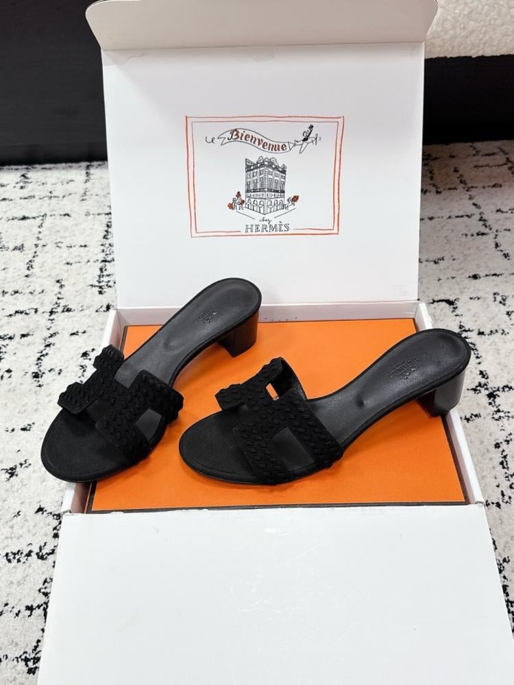 هيلز انيق من Hermes