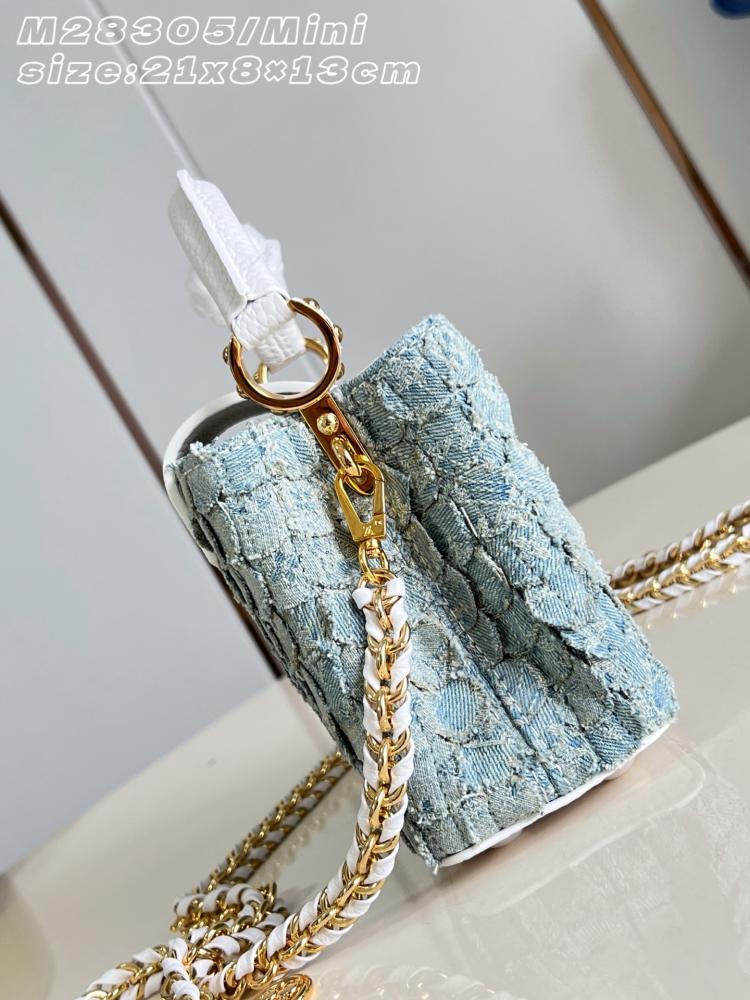 LV Capucines mini مقاس 21 سم