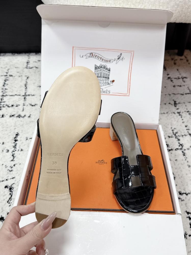 هيلز انيق من Hermes