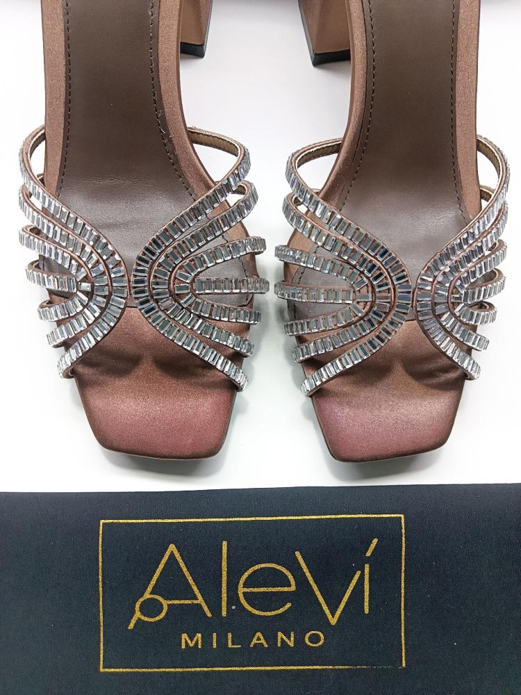 هيلز Alevi Milano