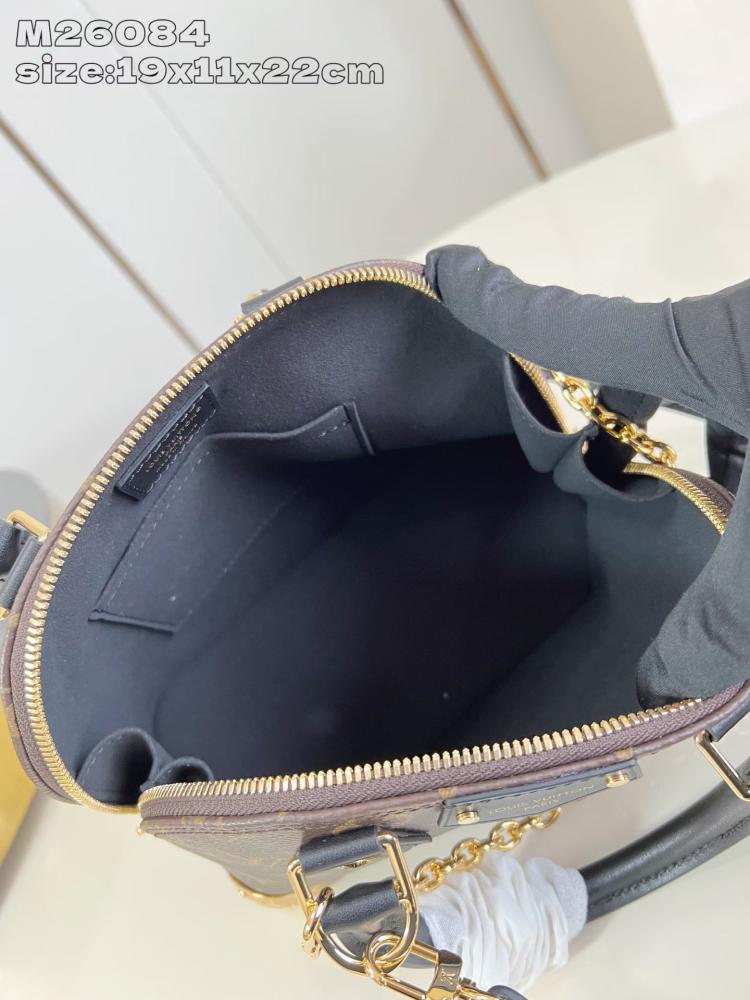 LV Alma BB مقاس 22 سم
