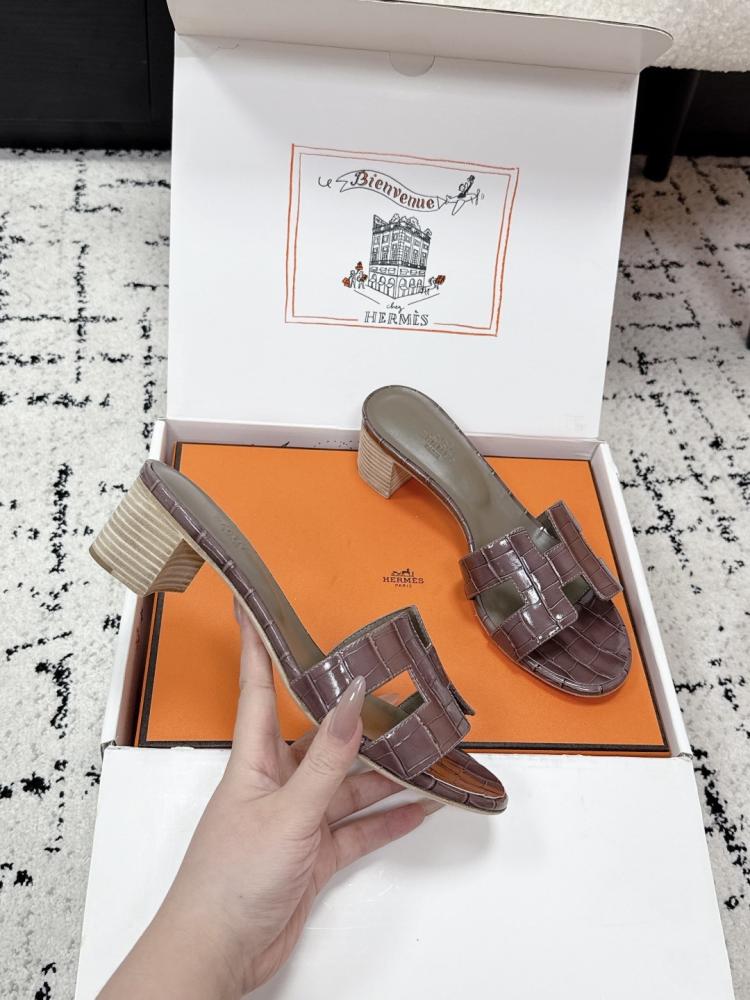 هيلز انيق من Hermes