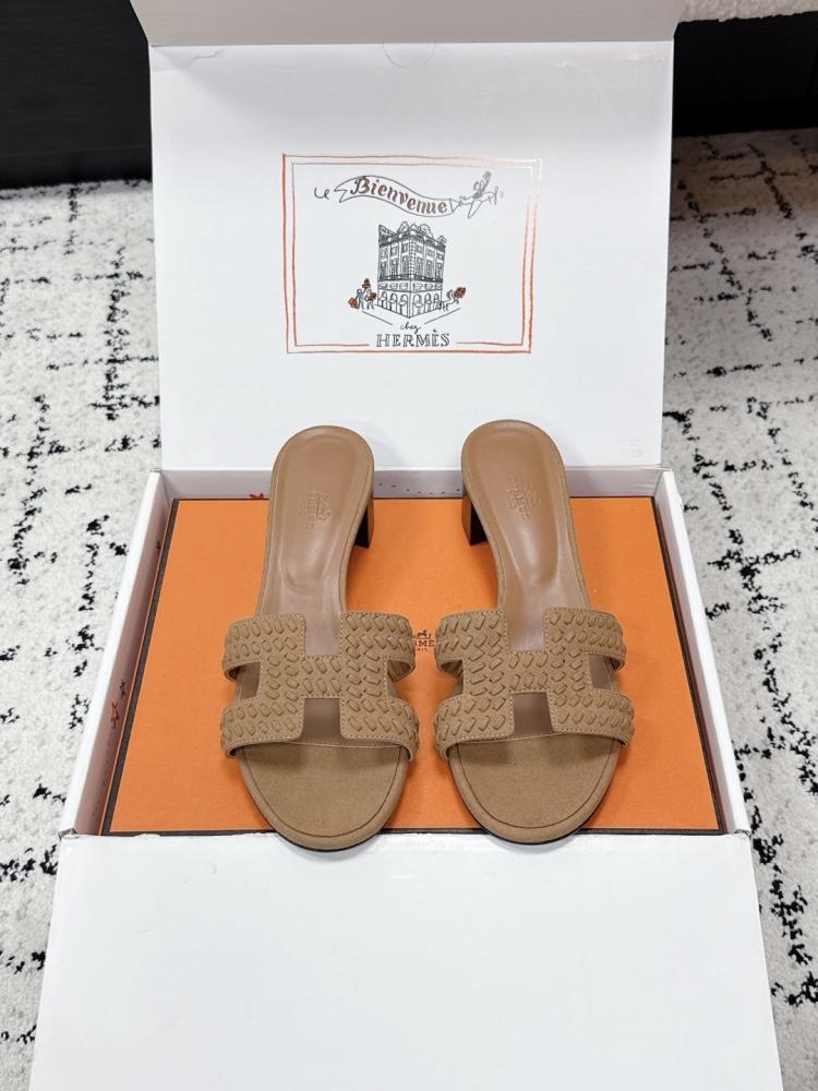 هيلز انيق من Hermes