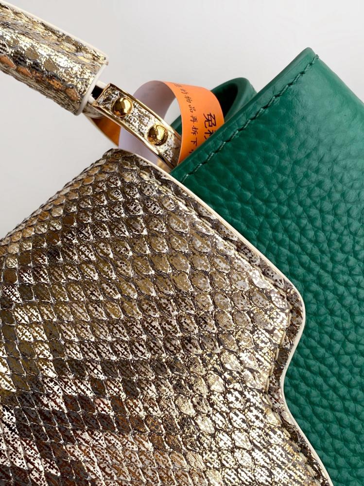 LV Capucines مقاس 21 سم