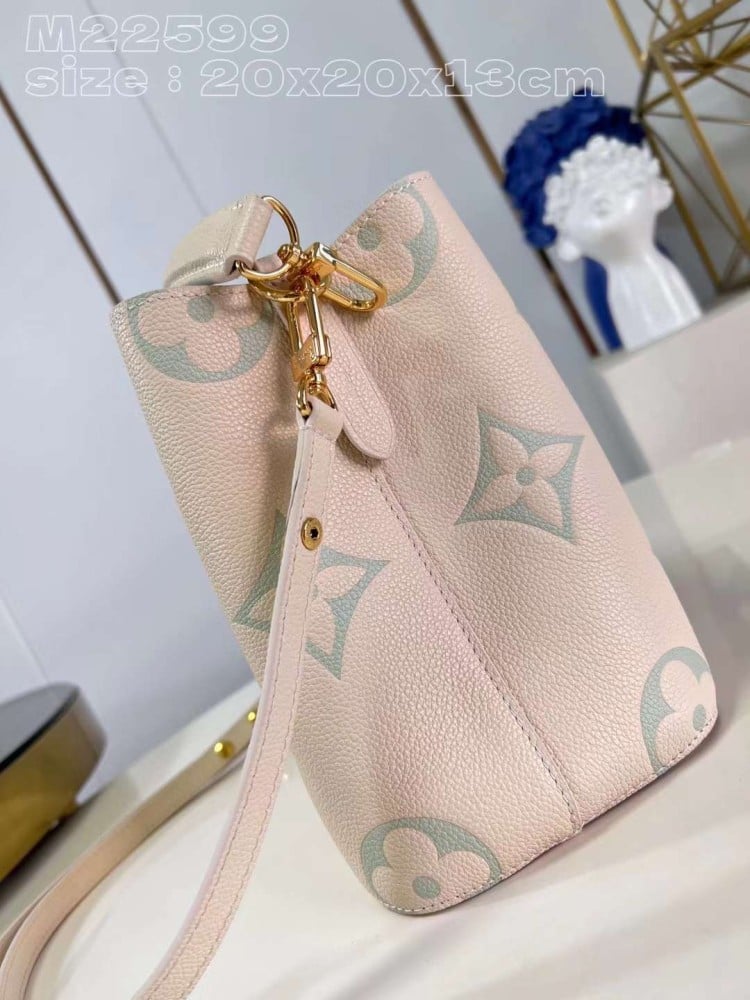 Lv ماستر مقاس 20.سم