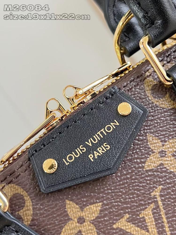 LV Alma BB مقاس 22 سم