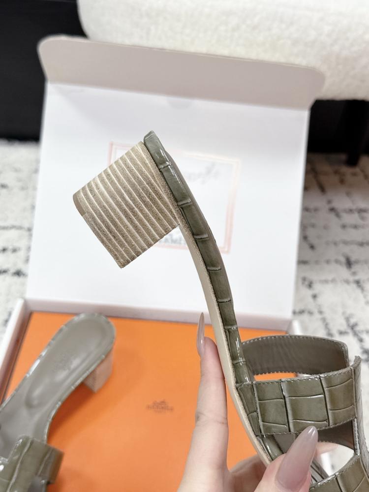 هيلز انيق من Hermes