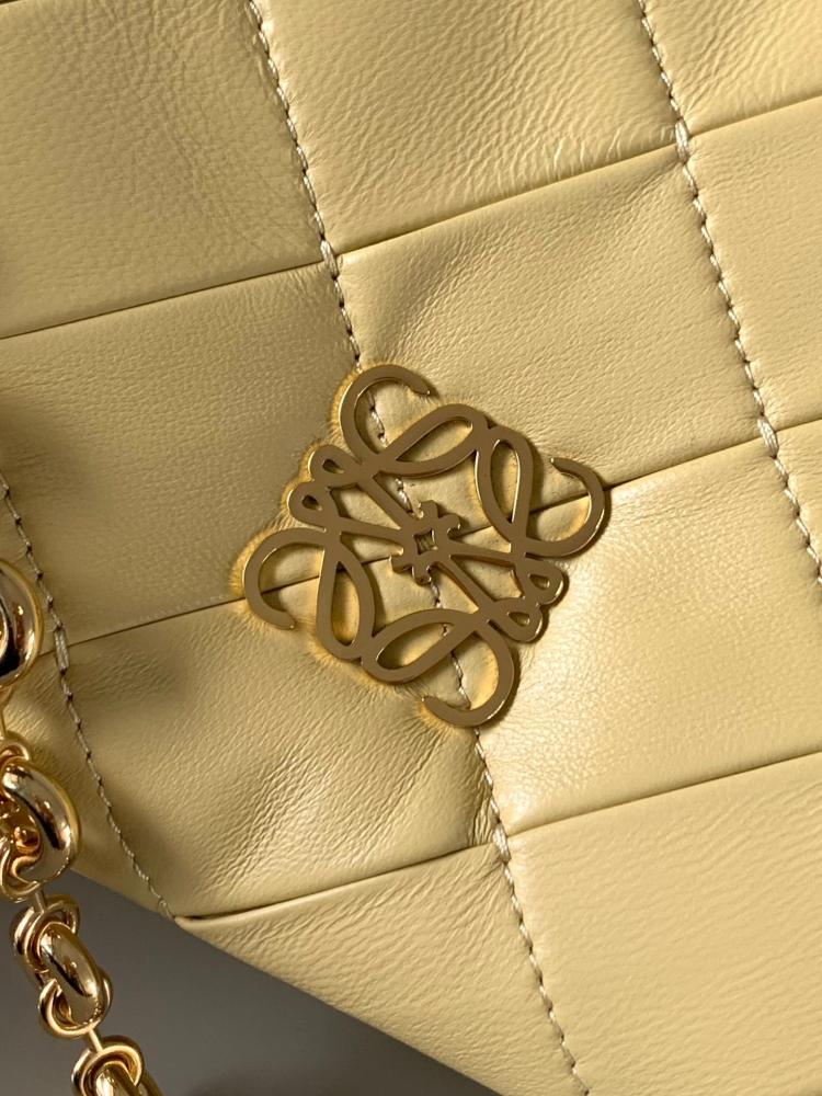 شنطة Loewe ماستر 23 cm