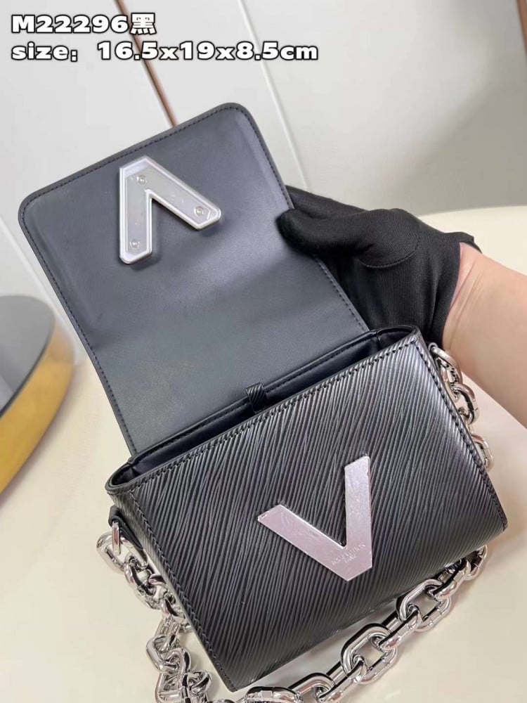 شنطه ماستر 19cm LV