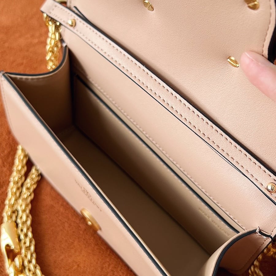 شنطة valentino ماستر 20 cm