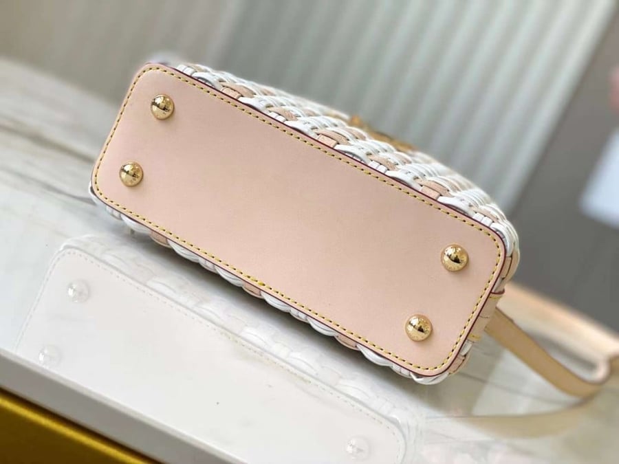 شنطه LV ماستر 21 cm