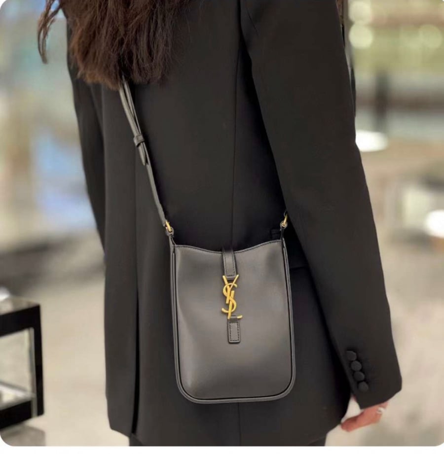 شنطة YSL ماسترلونين20 cm