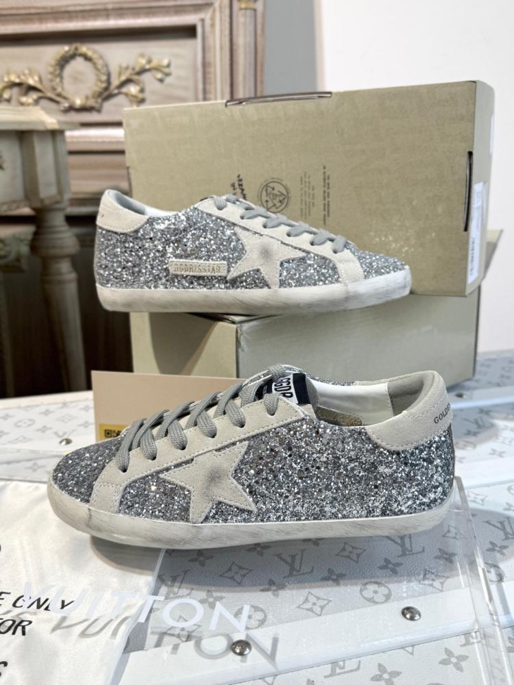 Golden goose