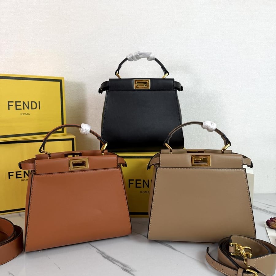 FENDI- بيكابو 20