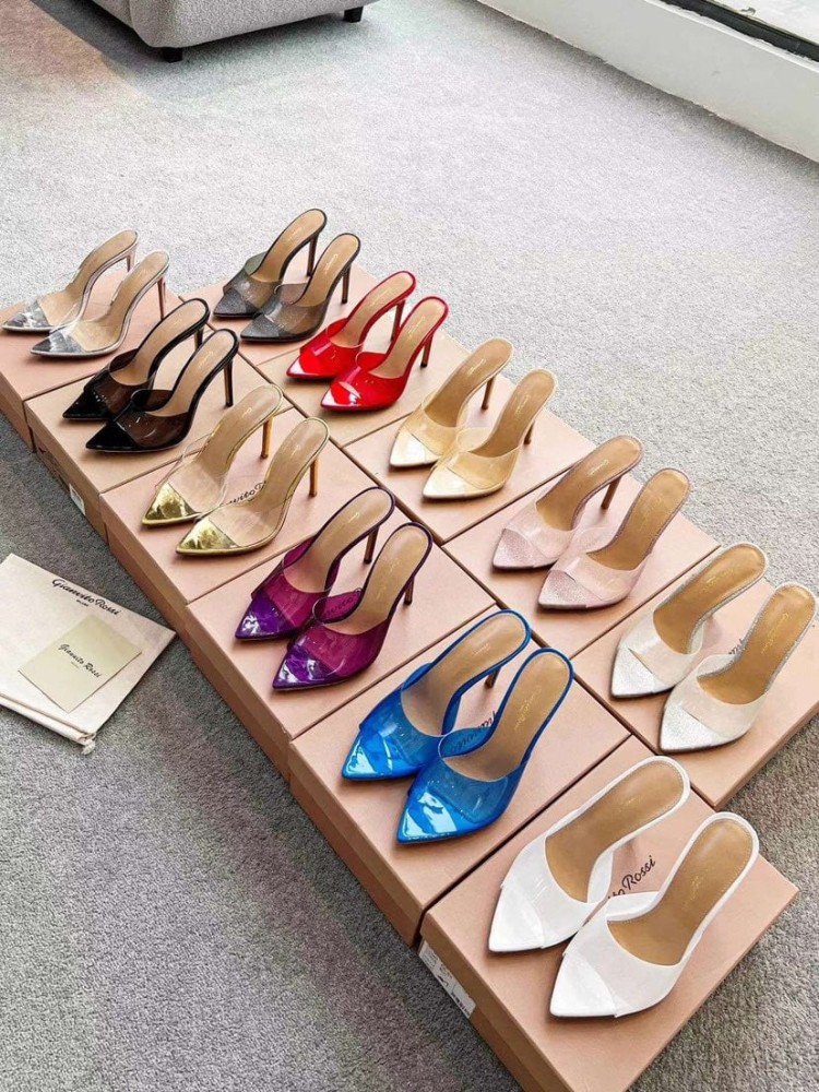 ماستر كواليتي - GIANVITO ROSSI