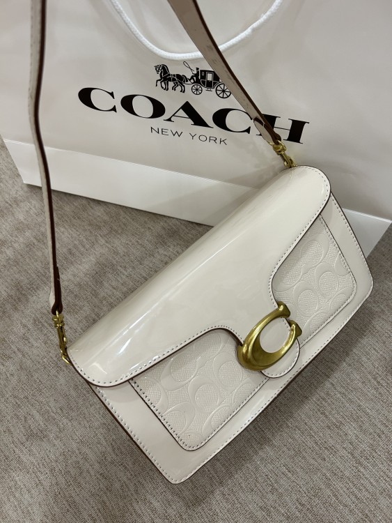 فوري - COACH Tabby 26