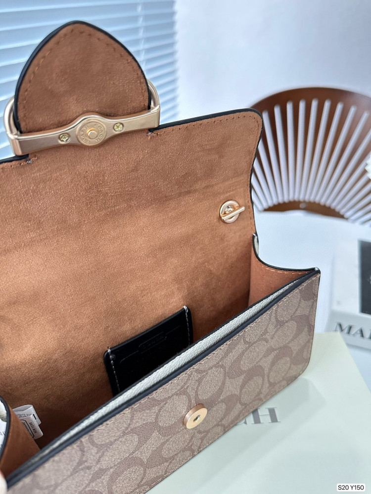 فوري - Coach