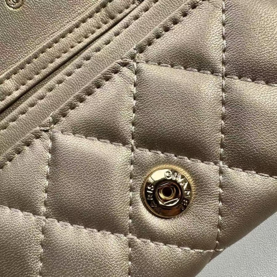 IChanel wallet
