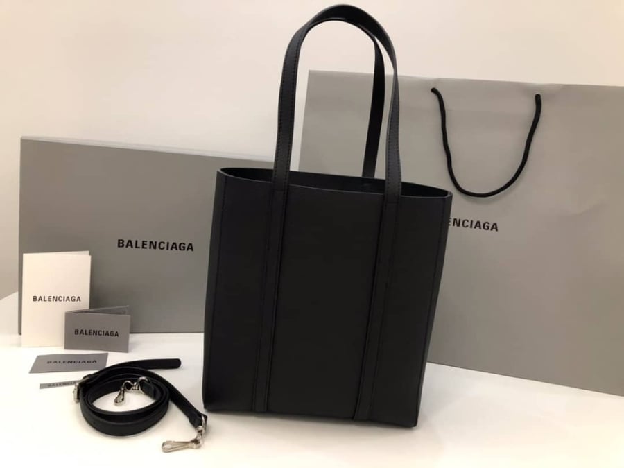 BALENCIAGA- ماستر كواليتي