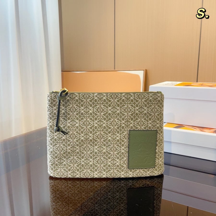 باوتش -Loewe