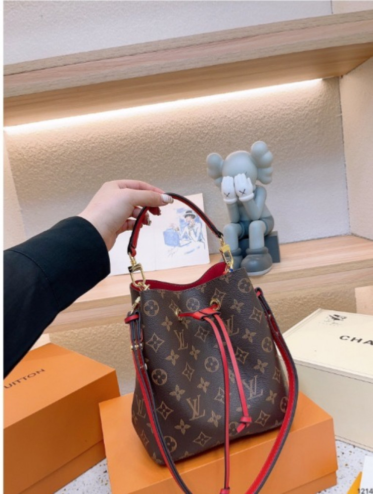 LV